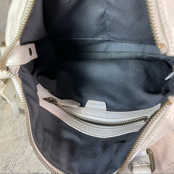 Joelle Hawkens Hunt Top Handle off-withe leather Bag - Picture 9 of 15